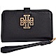 TORY BURCH BRITTEN 經典鏤空大LOGO全皮革對折釦式手拿手機包/中夾-黑 product thumbnail 1