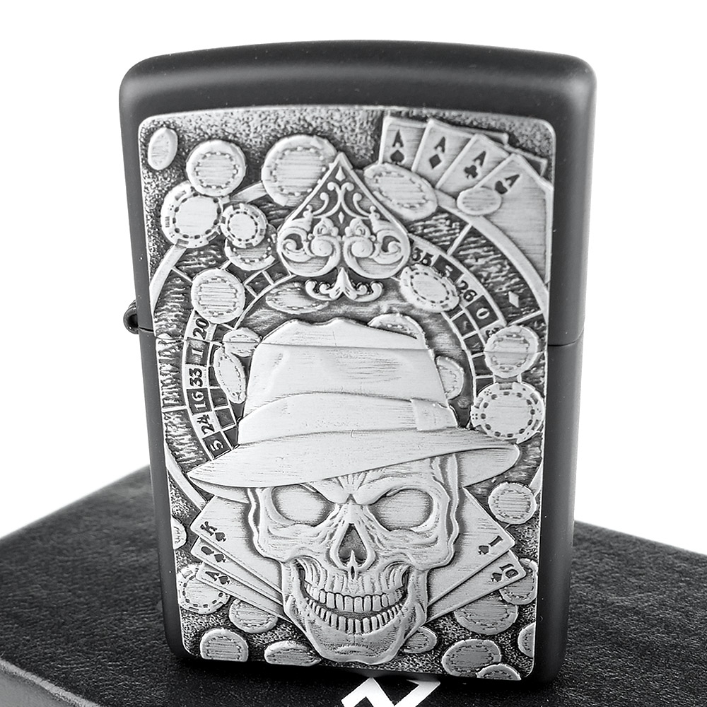 ZIPPO 美系~Gambling Skull-骷髏賭徒圖案立體貼飾加工打火機