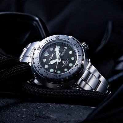 SEIKO 精工 PROSPEX 鮪魚罐頭 300米潛水石英錶 新春送禮 (S23633J1/7C46-0AN0S)_SK045