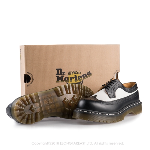 Dr.Martens 經典3989 撞色雕花3孔牛津鞋*黑白R10458001 | 樂福鞋