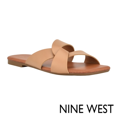 NINE WEST FINORA3 交叉扭結平底拖鞋-奶茶色