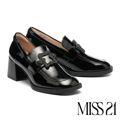 高跟鞋 MISS 21 精緻系學院風LOGO蝴蝶結飾釦牛漆皮樂福高跟鞋－黑