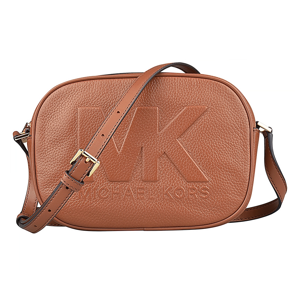 MK MICHAEL KORS 浮雕字母LOGO牛皮拉鍊斜背包(中/棕)