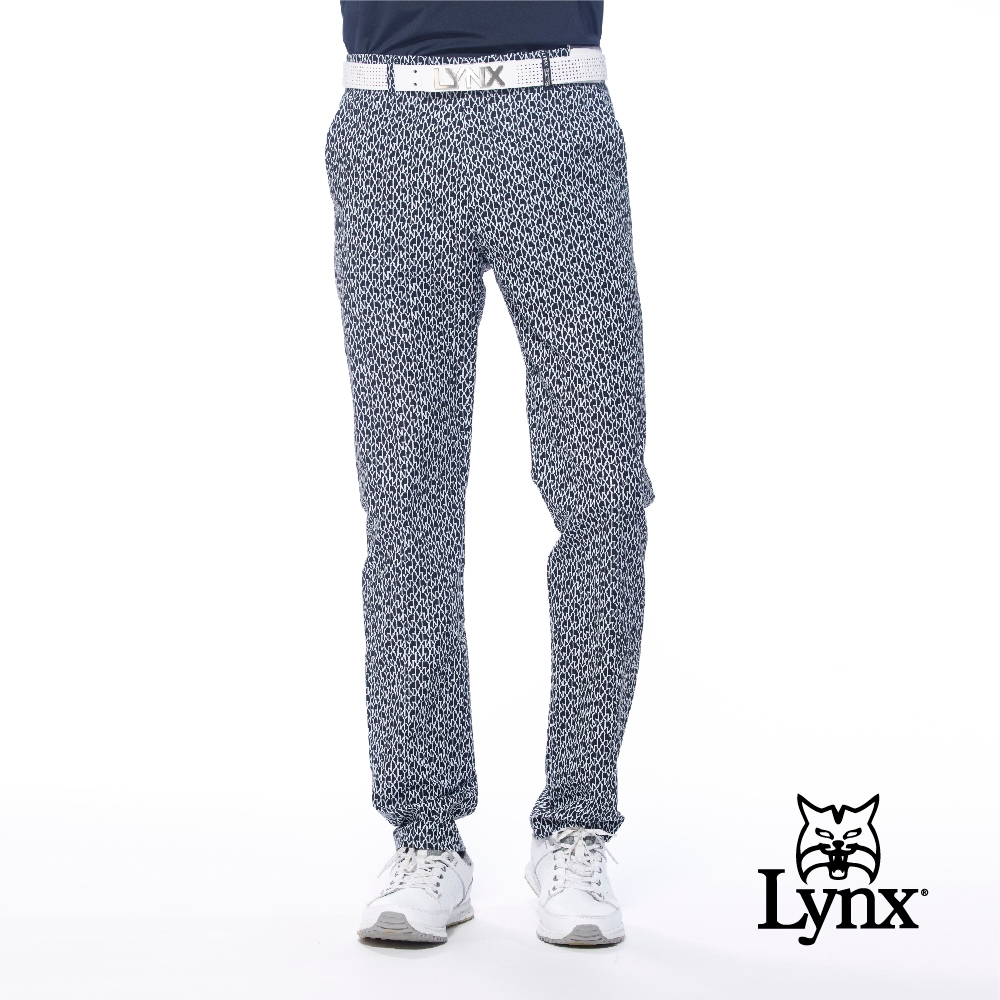 【Lynx Golf】korea男款滿版Lynx字樣印花山貓膠標平口休閒長褲-黑色