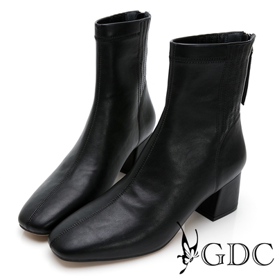 GDC-韓風質感素色簡約側車線貼腿粗跟短靴-黑色