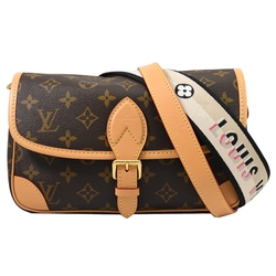 Shop Louis Vuitton Victoire (BORSA BOULOGNE, M45831, M45832) by Mikrie