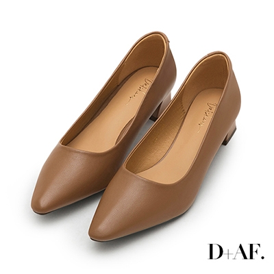 D+AF 素面美型3.5cm尖頭跟鞋＊棕