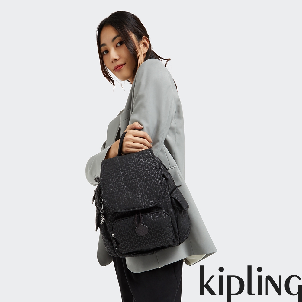 Kipling 經典黑菱格紋印花拉鍊掀蓋後背包-CITY PACK MINI