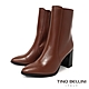 【TINO BELLINI 貝里尼】義大利進口時尚尖頭粗高跟短靴FWPT001-9(焦糖) product thumbnail 1