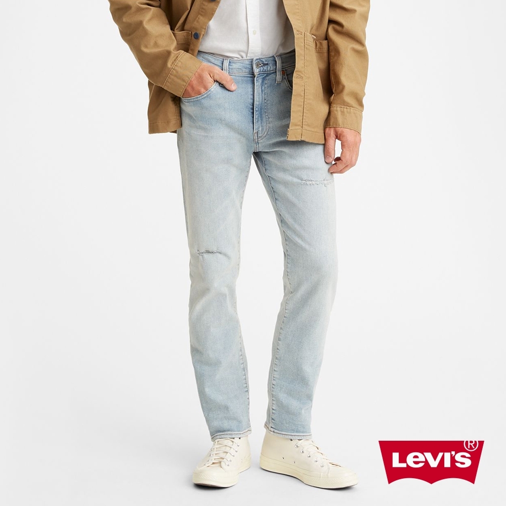 Levis 男款 上寬下窄502Taper牛仔褲FLEX雙向超彈力布料 洗舊磨損細節