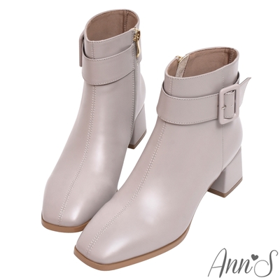 Ann’S防潑水材質-米蘭達經典釦帶粗低跟短靴5cm-紫杏(版型偏小)