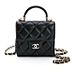 【CHANEL 香奈兒】經典雙C LOGO菱格紋小羊皮鍊帶 手提/斜背包(黑淡金) product thumbnail 1