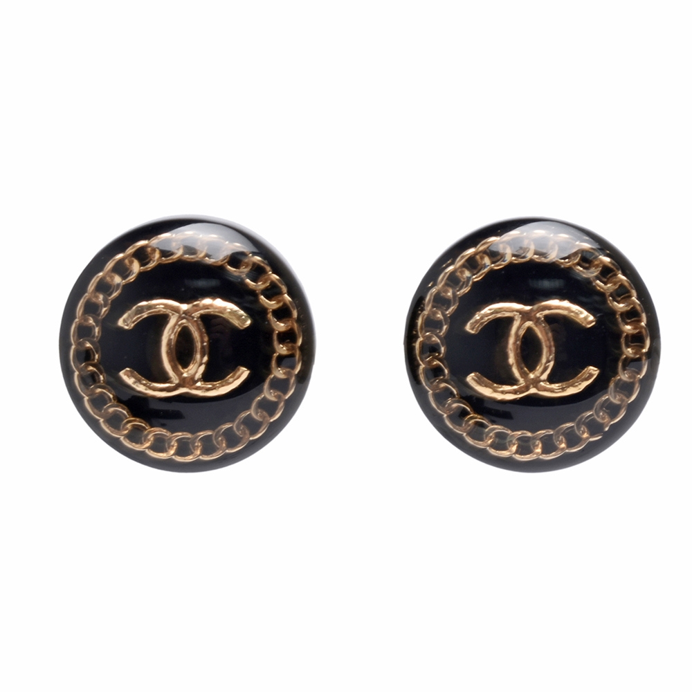 CHANEL 經典雙C LOGO壓克力圓形造型穿式耳環(黑/金)