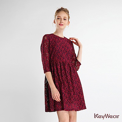 KeyWear奇威名品    優雅刺繡蕾絲七分袖洋裝-暗紅色