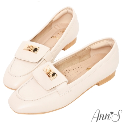 Ann’S經典金屬轉釦-小方頭平底樂福鞋-米白