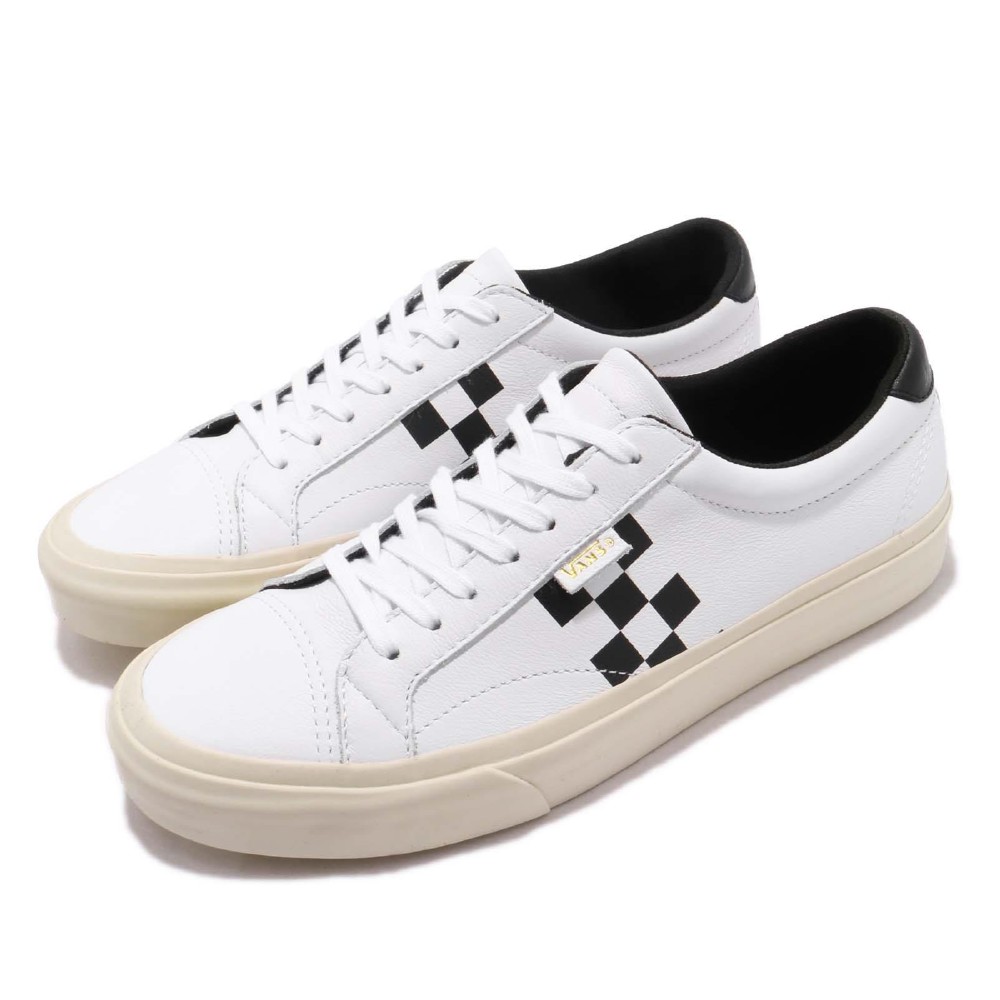 vans checker court