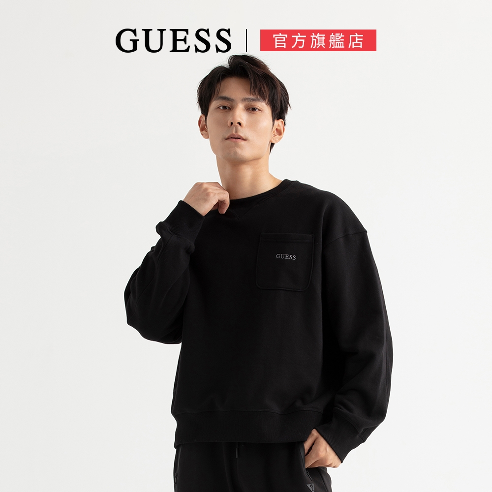 【GUESS】經典素面LOGO口袋大學T-黑