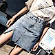 Jilli~ko 拉鍊造型包臀牛仔半裙-淺藍 product thumbnail 1
