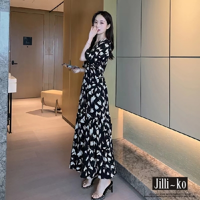 JILLI-KO V領插畫百合碎花縮腰顯瘦桔梗連衣裙- 黑色