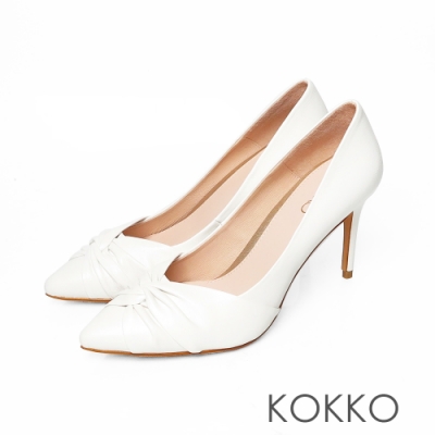 KOKKO極致迷人綿羊皮尖頭抓皺細高跟鞋椰奶白