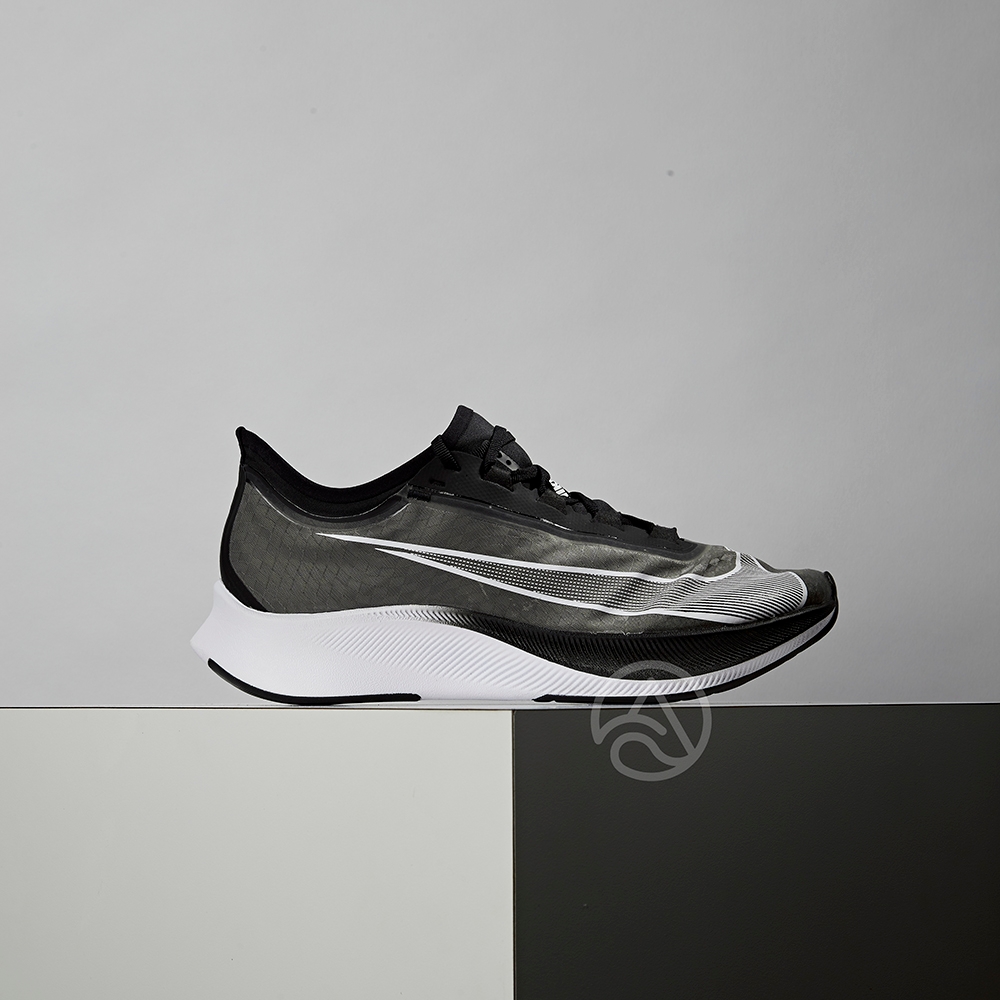 Nike Zoom Fly 3 男鞋 黑白色 氣墊 避震 透氣 舒適 慢跑鞋 AT8240-007