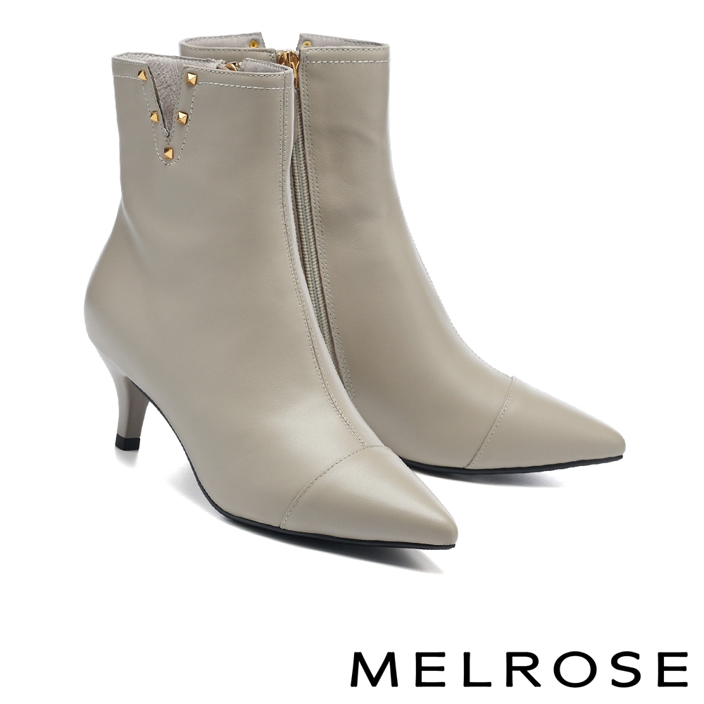 短靴 MELROSE 質感時尚鉚釘V型牛皮尖頭高跟短靴－灰