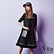 【Vita】圓領後拉鍊條紋拼接短洋裝-黑 product thumbnail 1