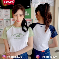 Levis 女款 撞色拼接袖合身短版T恤 / 復古學院風字母Logo 綠