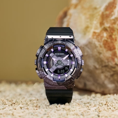 CASIO卡西歐G-SHOCK 40周年冒險者寶石系列金屬殼圓形雙顯錶-方解石黑金