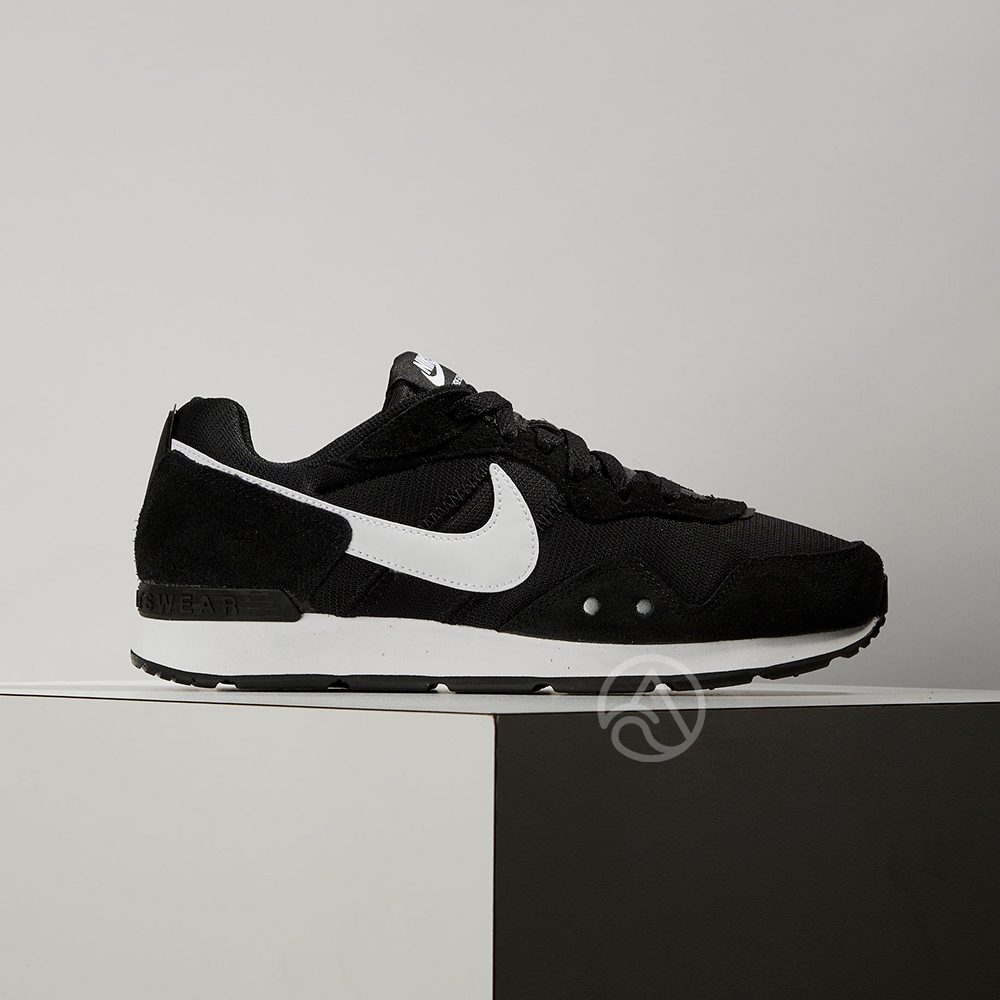 Nike Venture Runner Wide 男鞋 黑色 經典 復古 運動 休閒鞋 DM8453-002