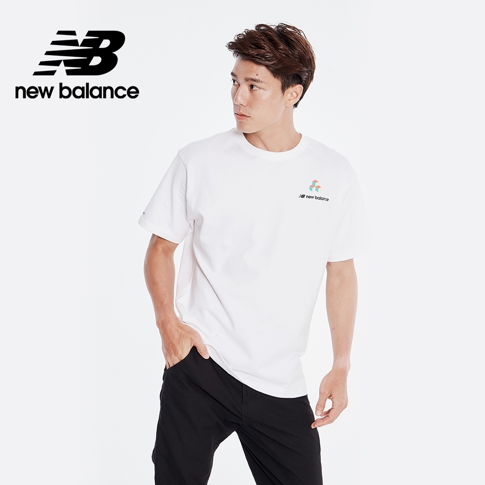 New Balance 藝術家聯名背部插畫短袖上衣_男性_白色_AMT01560WT