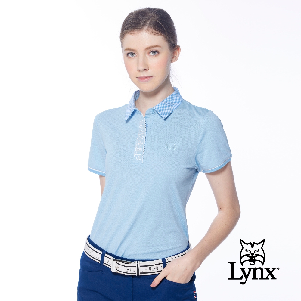 【Lynx Golf】女款吸濕排汗格紋領片門襟繡花設計短袖POLO衫-淺藍色