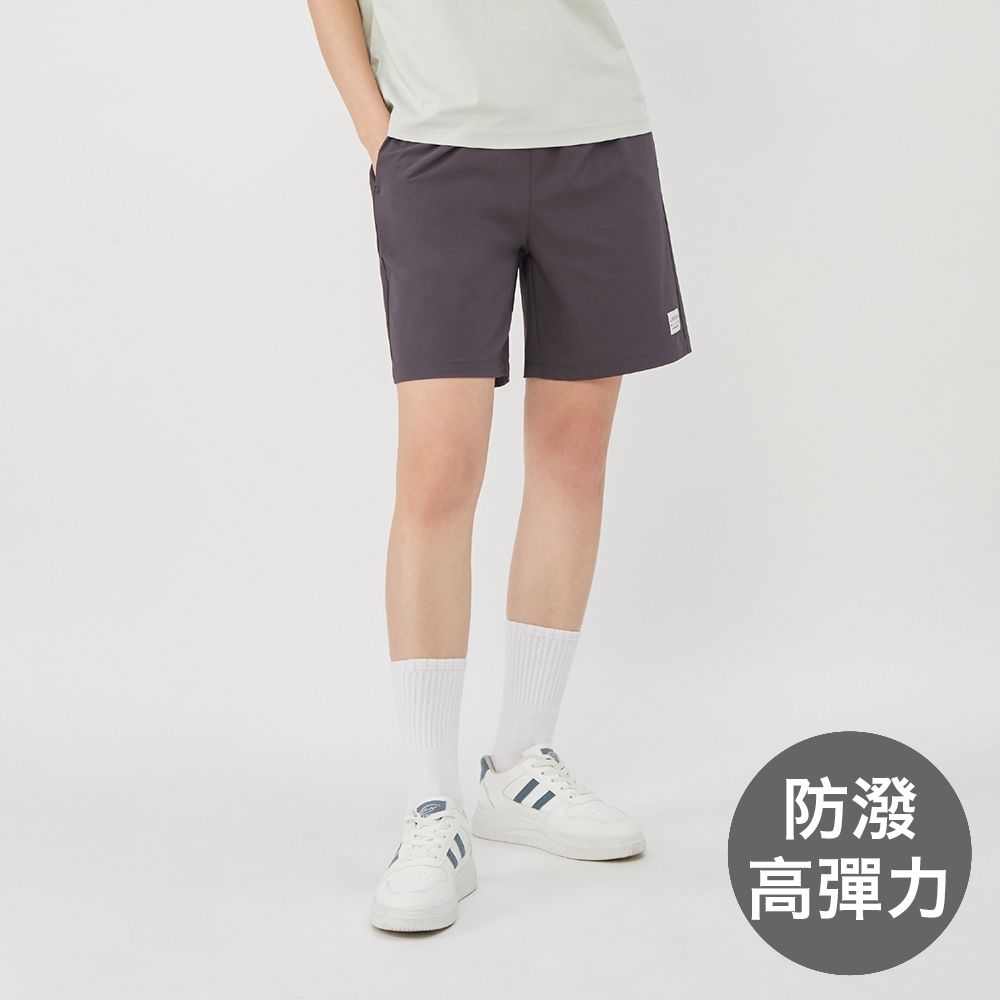 GIORDANO 女裝防潑水彈力短褲 All Day Pants系列 - 40 深灰色