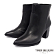 Tino Bellini巴西進口俐落線條高跟短靴_黑 product thumbnail 1