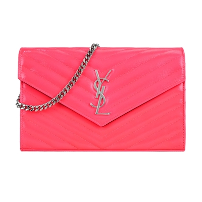 YSL MONOGRAM系列V字縫線魚子醬牛皮金屬LOGO斜背包(螢光粉)