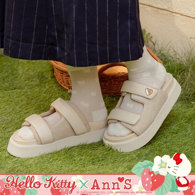 HELLO KITTY X Ann’S進階厚底涼鞋2.0!雙帶滿版烙印異材質拼接涼拖鞋4.5cm-杏
