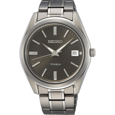 SEIKO 精工 CS系列 鈦金屬超輕量石英腕錶-黑面-男錶(SUR375P1)40mm SK008