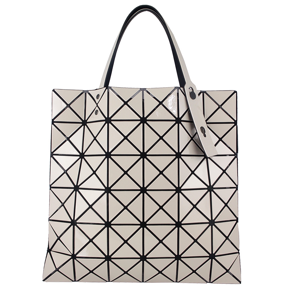 ISSEY MIYAKE 三宅一生 BAOBAO 米色亮面三角格6x6手提包