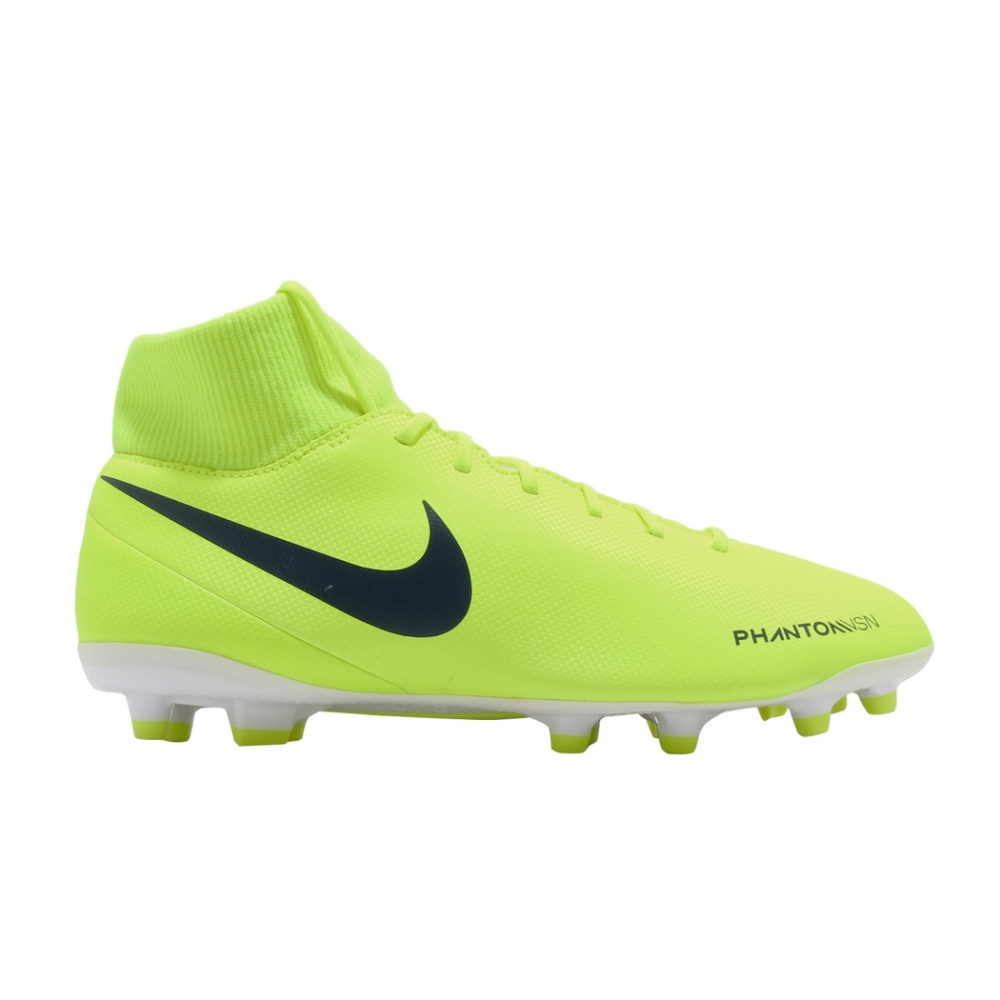 nike phantom vsn cleats