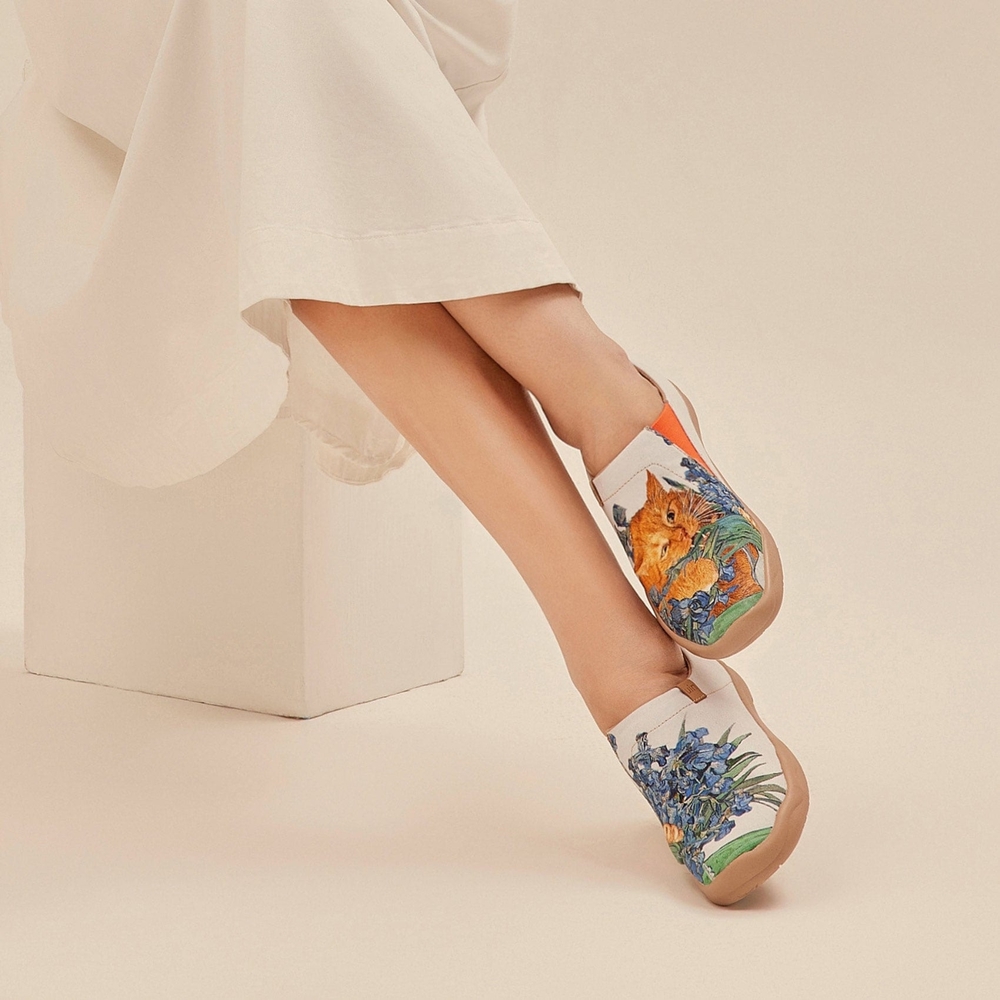 uin西班牙原創設計 女鞋 帆布鞋 懶人鞋 鳶尾花與貓彩繪休閒鞋W1010925