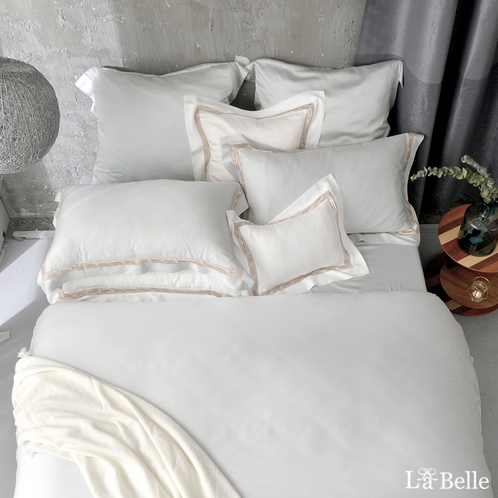 義大利La Belle《薩爾瓦-金》特大天絲蕾絲防蹣抗菌吸濕排汗兩用被床包組-綠色