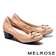 低跟鞋 MELROSE 復古時尚金屬飾釦蜥蜴紋全真皮低跟鞋－杏 product thumbnail 1