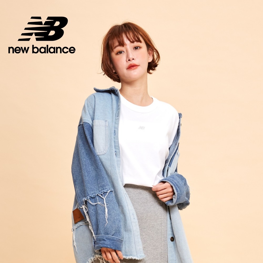 [New Balance]寬鬆圓領刺繡LOGO短袖上衣_女性_白色_AWT33510WT