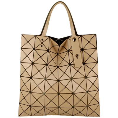 ISSEY MIYAKE 三宅一生BAOBAO 皮質三角方格6x6手提包(深