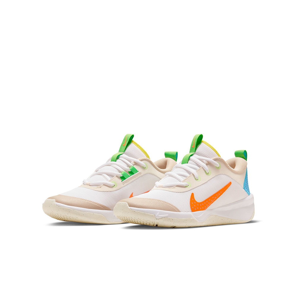 NIKE 休閒鞋 女鞋 大童 運動鞋 OMNI MULTI-COURT GS 奶茶白 FN8906-181(2K2043)