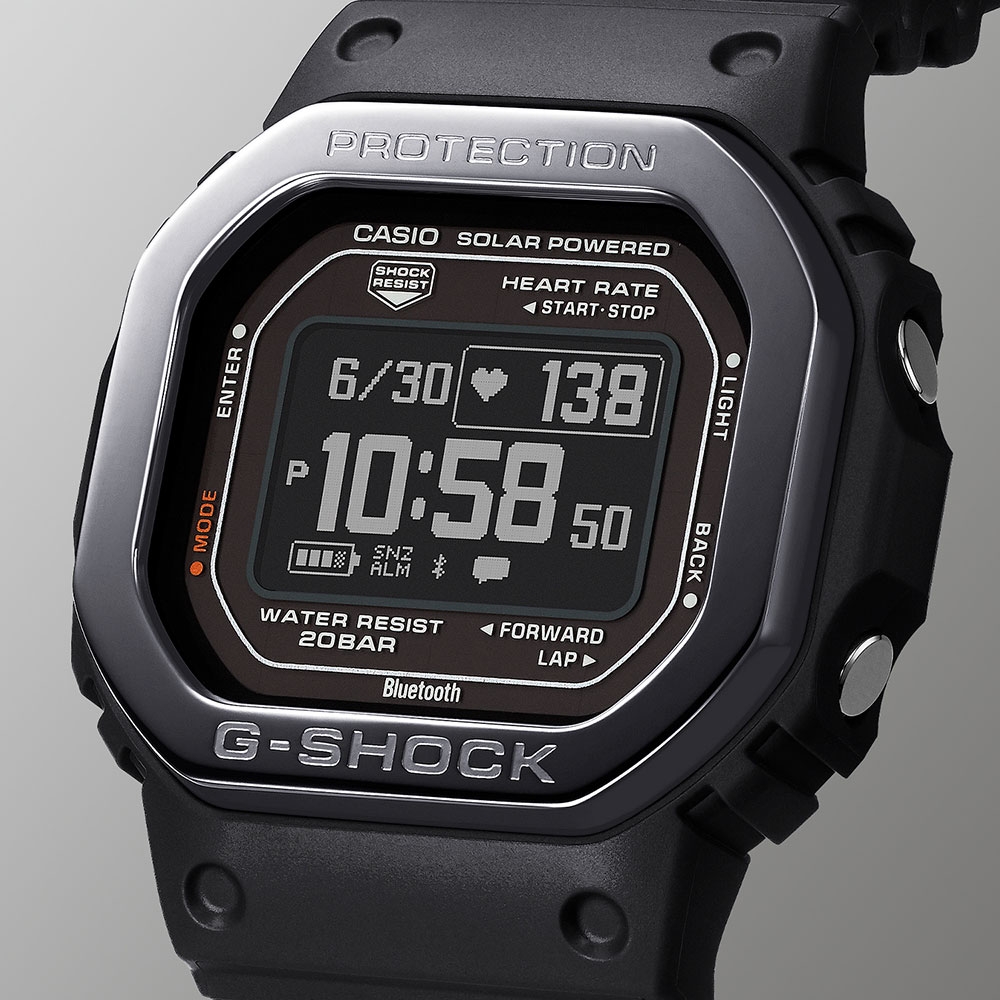 CASIO卡西歐G-SHOCK 心率偵測藍牙太陽能電力金屬錶圈酷黑經典方型運動