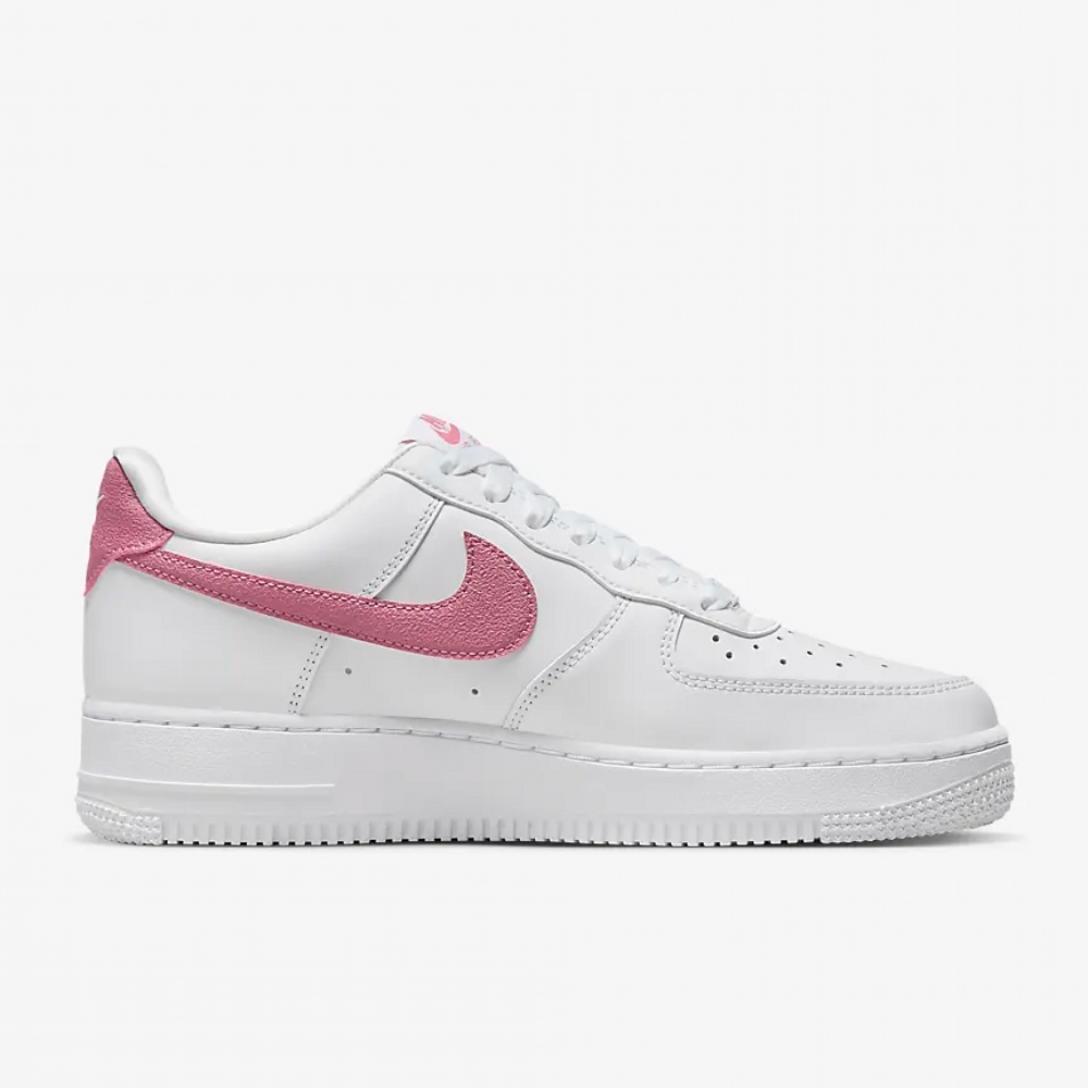 NIKE 休閒鞋女鞋運動鞋AF1 皮革W AIR FORCE 1 07 ESS TRND 白粉