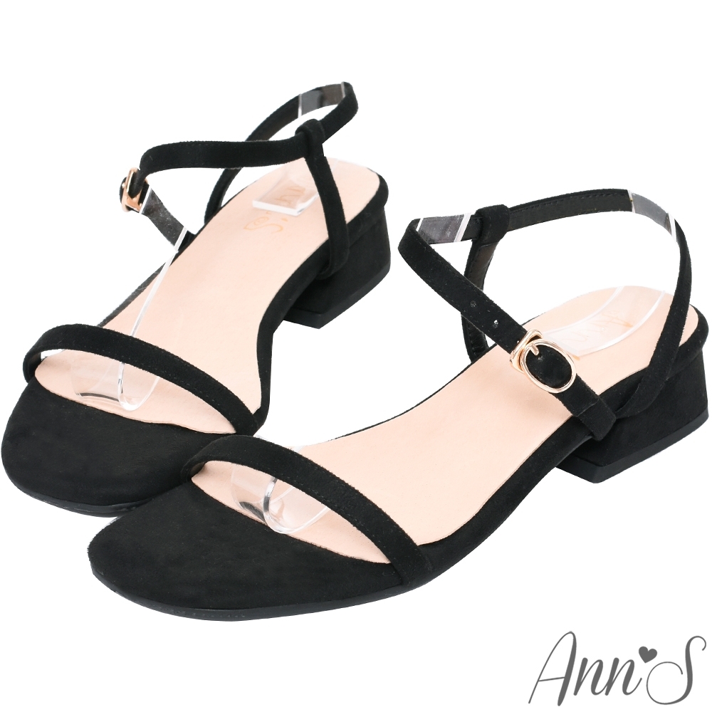 Ann’S輕盈氣質-弧線細帶純色絨質一字方頭涼低跟鞋-黑