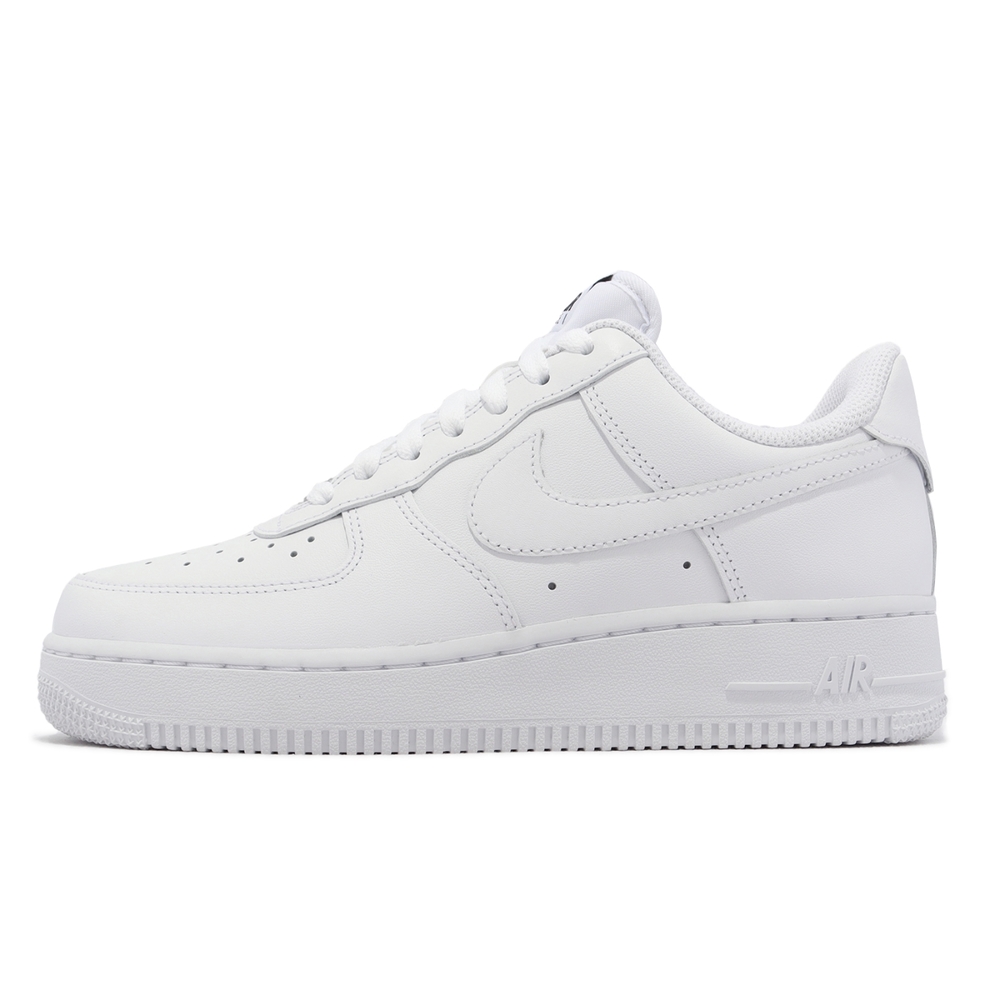 Nike Wmns Air Force 1 07 Flyease 女鞋白AF1 經典白鞋DX5883-100