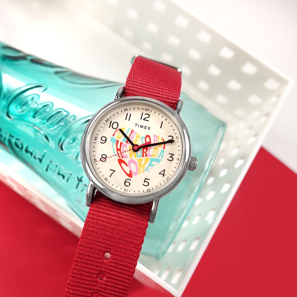 TIMEX 天美時 可口可樂聯名 愛心彩色字樣 冷光照明 尼龍手錶-米白x紅/38mm